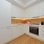 Cozy 1-Bedroom Flat With Balcony, Steps To Vatican