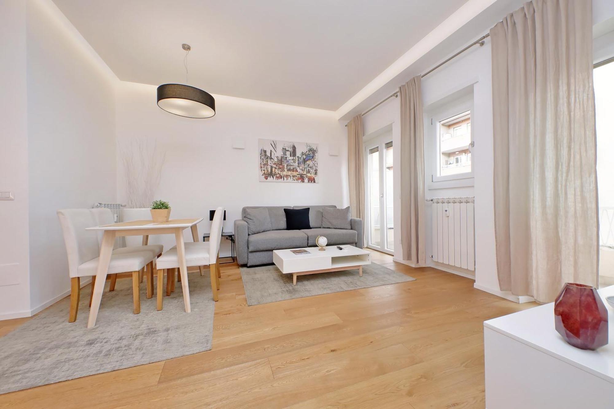 Cozy 1-bedroom Flat With Balcony, Steps To Vatican